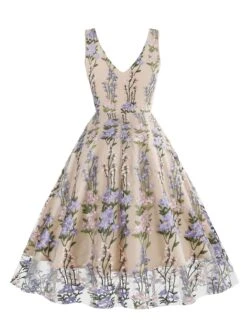 1950s Embroidered Floral V-Neck Swing Dress 39 1950s Embroidered Floral V-Neck Swing Dress -Candi Clothing Shop 3 compressed bc184ef2 0fea 4966 8591 0e95f4aa2708