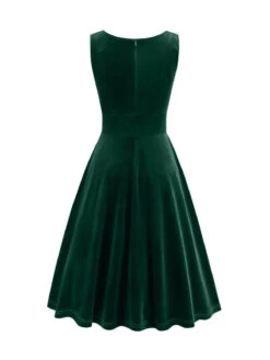 1950s Solid V-Neck Pleated Velvet Dress 9 1950s Solid V-Neck Pleated Velvet Dress -Candi Clothing Shop SCHL003484 DG 1 1