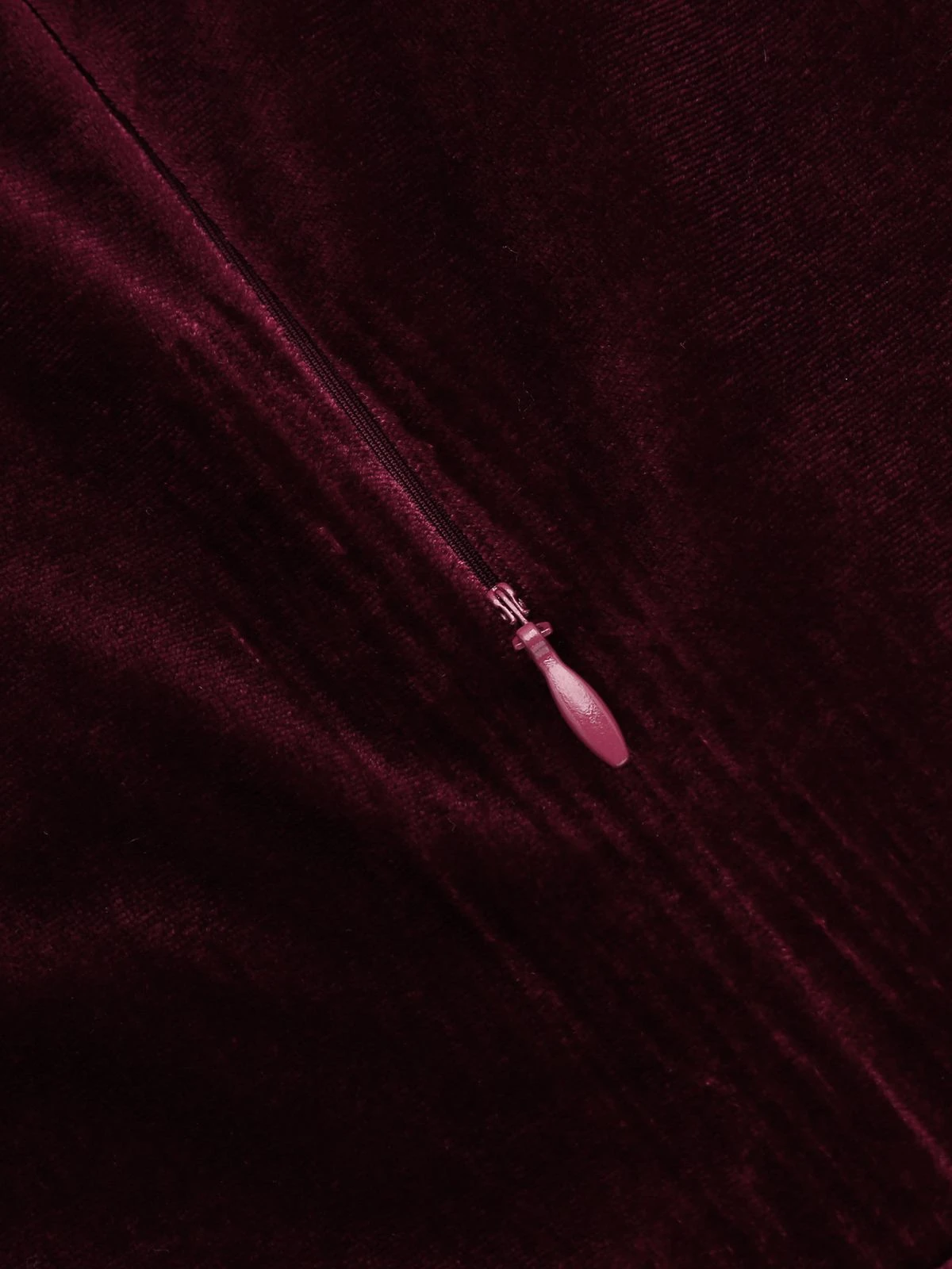 Wine Red 1960s Velvet Bodycon Vintage Dress 8 Wine Red 1960s Velvet Bodycon Vintage Dress - Image 8