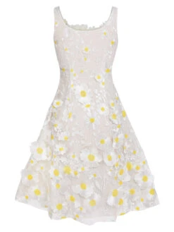 White 1950s Daisy Dreamer Vintage Dress 10 White 1950s Daisy Dreamer Vintage Dress -Candi Clothing Shop SCV020937 W2