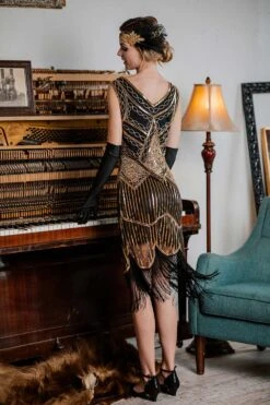 [US Warehouse] Gold 1920s Sequined Flapper Dress -Candi Clothing Shop SVH034321 GO 3